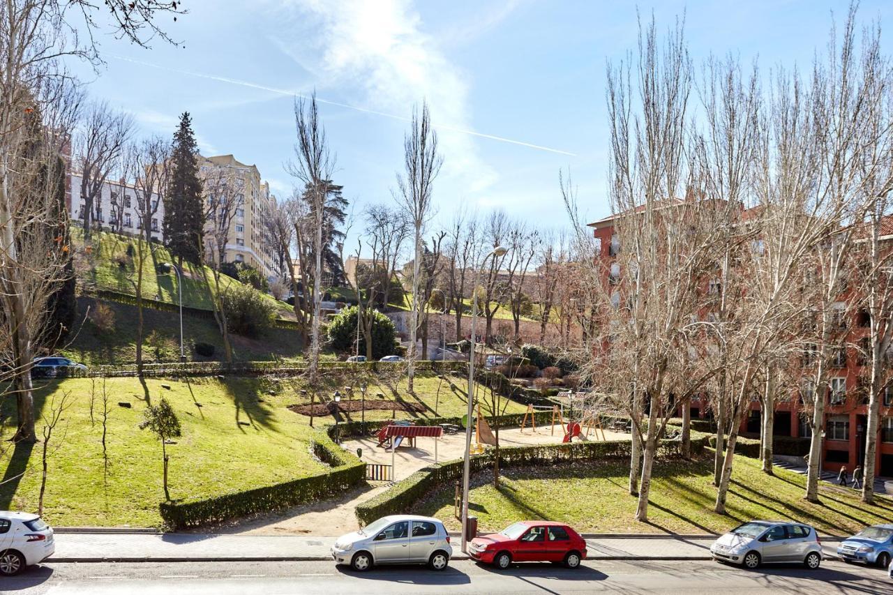 Downtown La Latina Grupos, By Monaro***** Apartment Madrid