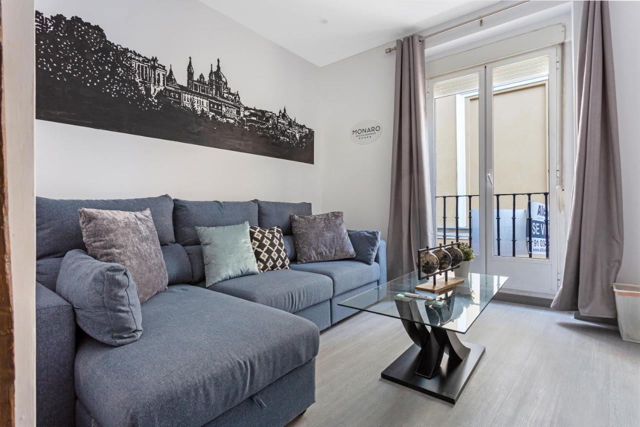 Downtown La Latina Grupos, By Monaro***** Apartment