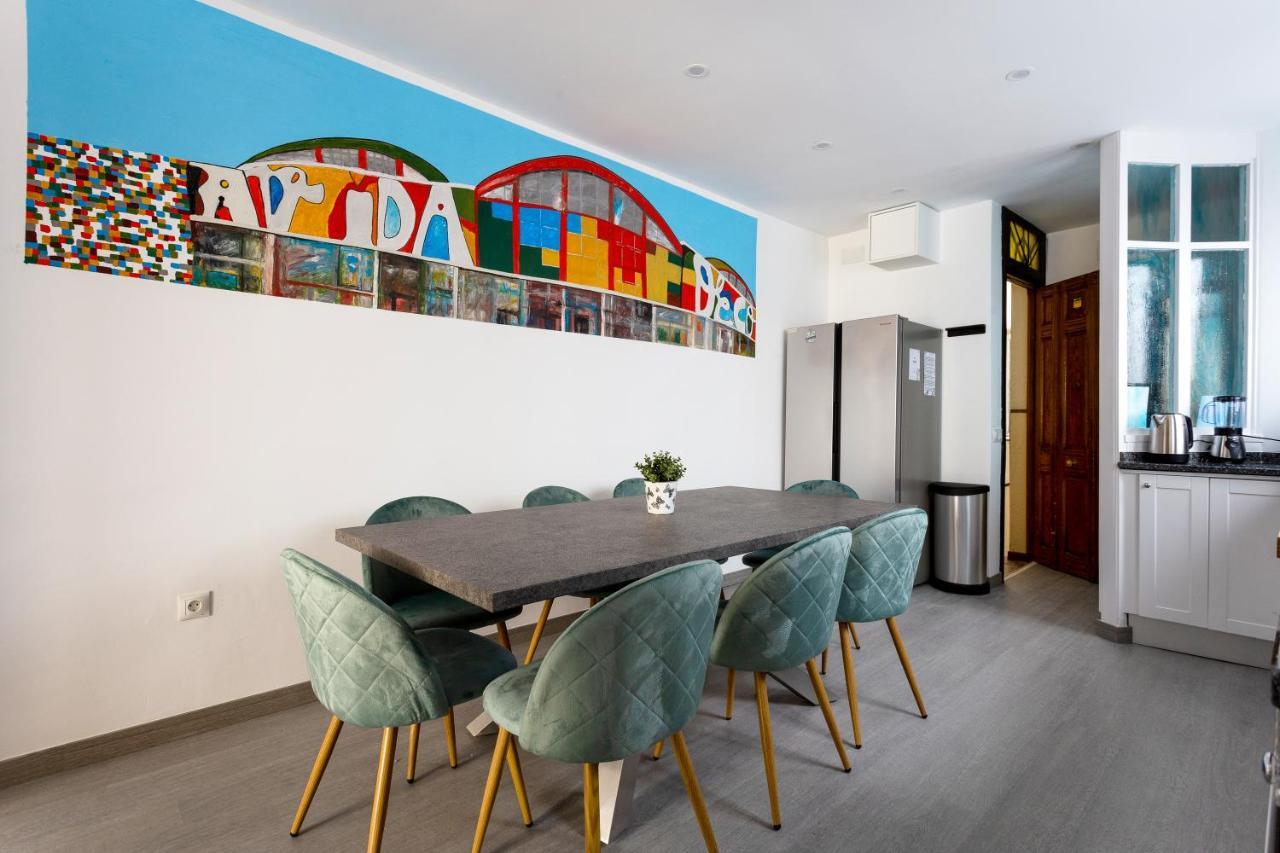 Downtown La Latina Grupos, By Monaro***** Apartment
